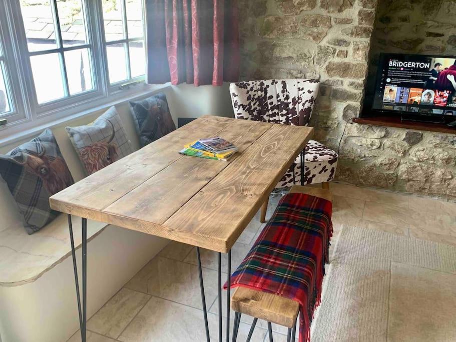 Gorgeous Cozy Cottage With A Heritage Feel, Walks, Pubs & Wood Burner Tideswell Exteriér fotografie